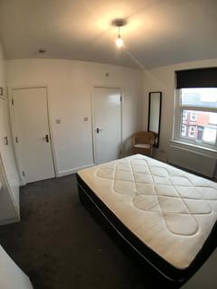 5 bedroom house to rent, Trelawn St, Leeds LS6