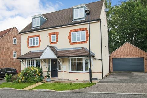 5 bedroom detached house for sale, Greenhurst Drive, East Grinstead, RH19