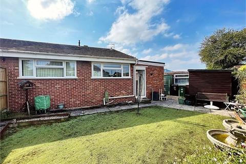 2 bedroom semi-detached bungalow for sale, Cygnet Crescent, Weston super Mare BS22