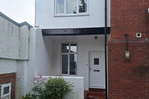 2 bedroom mews to rent, Montpellier Road, Exmouth EX8