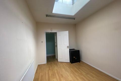 Shop to rent, Caxton Place, Newport NP20