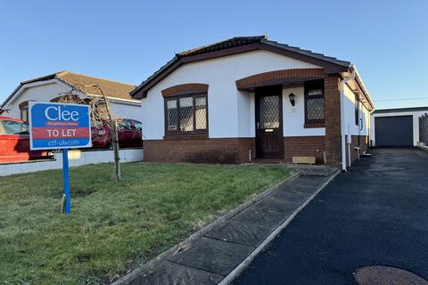 2 bedroom detached bungalow to rent, Brynglas, Penygroes, Llanelli, Carmarthenshire.