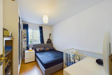 1 bedroom flat for sale, Whitehead Way, Aylesbury HP21