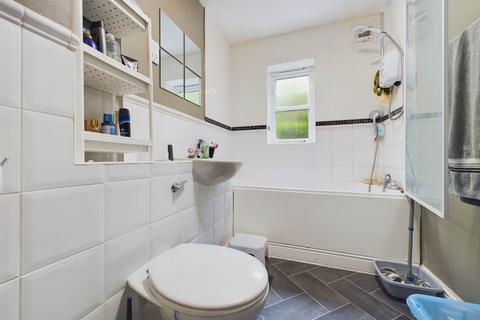 1 bedroom flat for sale, Whitehead Way, Aylesbury HP21