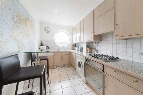 2 bedroom apartment for sale, Oak Lodge, Kensington Green, W8