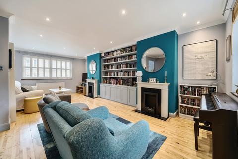40 Neuchatel Road, London, SE6 4EQ
