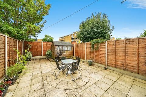 40 Neuchatel Road, London, SE6 4EQ