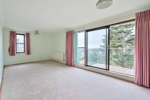 2 bedroom flat for sale, Lower Warberry Road, Torquay TQ1