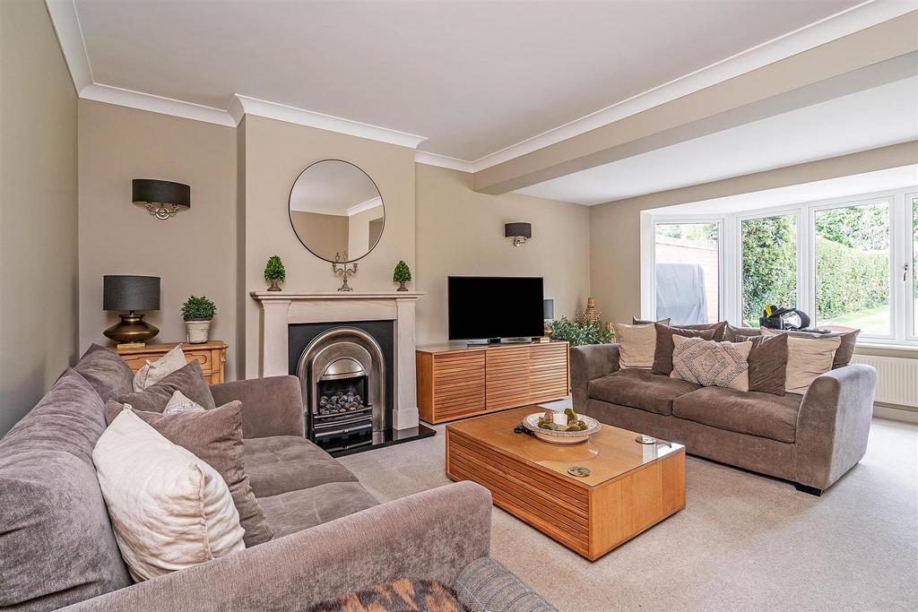 5 Marsh Lane-1 lo.jpg