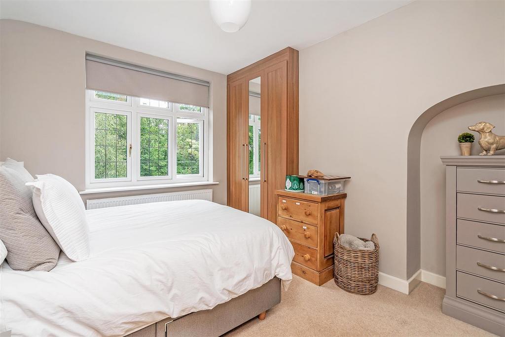 5 Marsh Lane-3 lo.jpg