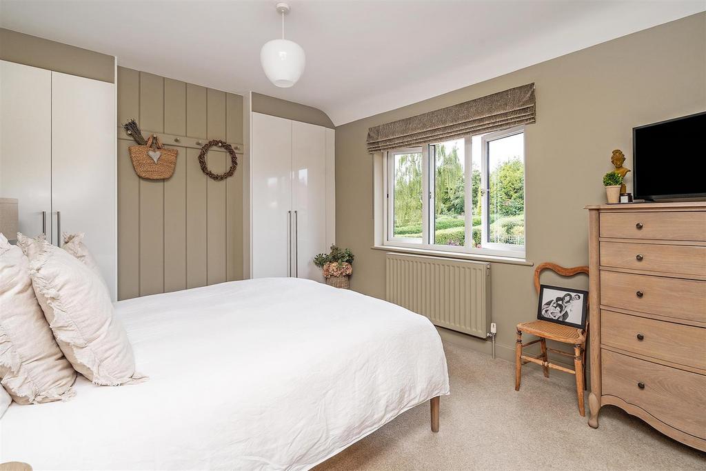 5 Marsh Lane-5 lo.jpg