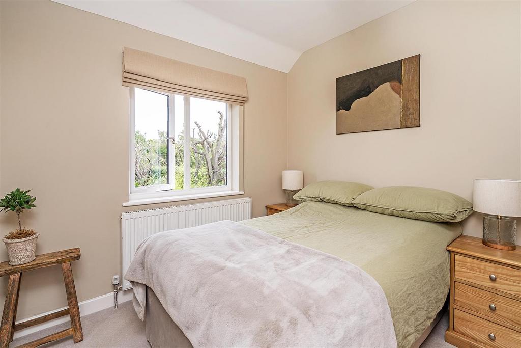 5 Marsh Lane-8 lo.jpg