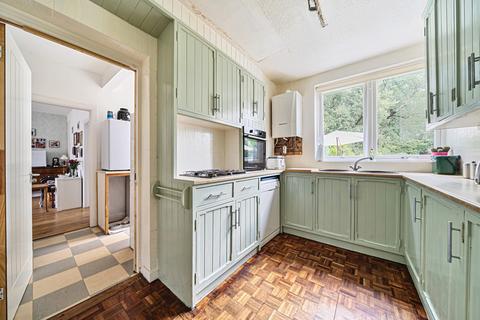 122 Riefield Road, London, SE9 2RA