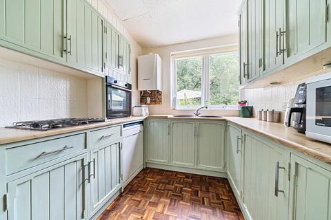 122 Riefield Road, London, SE9 2RA