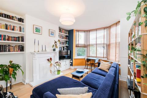 2 bedroom flat for sale, Wellesley Road, Wanstead