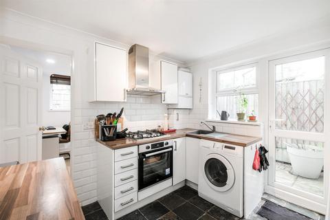 24 Wellesley Road, London, E11 2HF