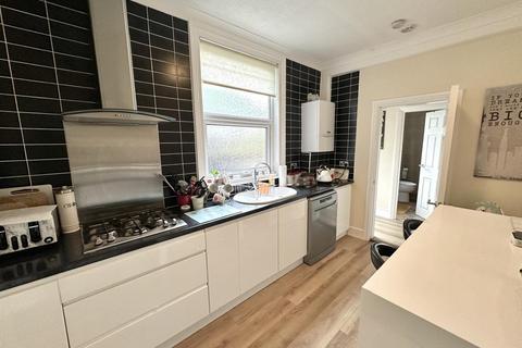 2 bedroom maisonette for sale, Suffolk Terrace, Seaton Road, Hornsea