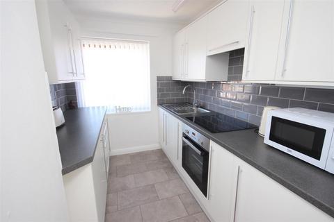 2 bedroom retirement property for sale, Stratheden Court, Seaford