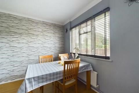 126 Ashampstead Road, Reading, RG30 3LJ