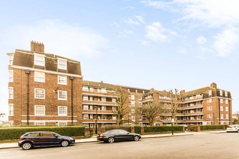 3 bedroom flat to rent, Emlyn Gardens, Wendell Park, London, W12