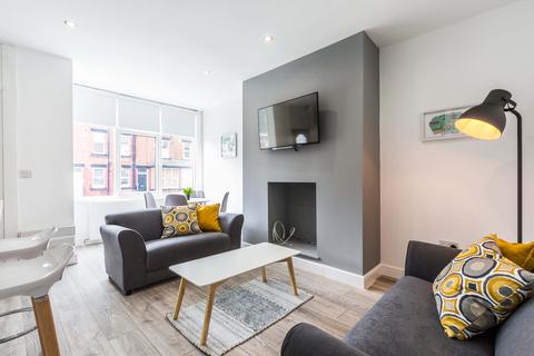 6 bedroom house to rent, Beechwood View, Leeds LS4