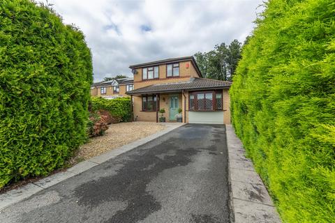 3 bedroom detached house for sale, Gifford Close, Cwmbran NP44