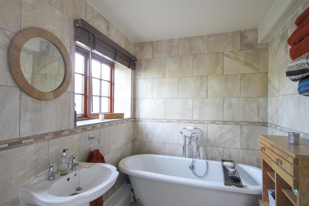 House bathroom/ w.c.