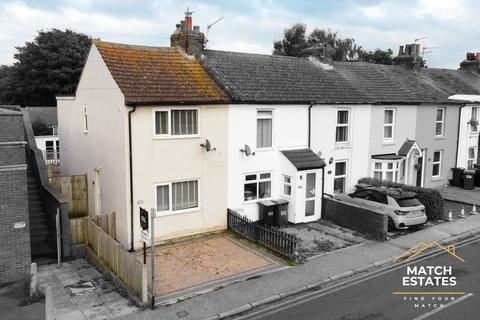 2 bedroom end of terrace house for sale, Hamilton Road, Deal CT14