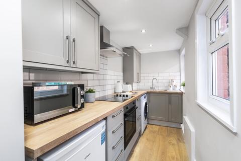 5 bedroom house to rent, Carberry Terrace, Leeds LS6
