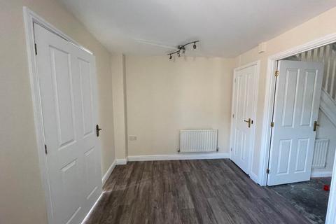 3 bedroom house to rent, Abbey Gardens, Weston Village, Weston-super-Mare