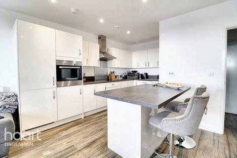 2 bedroom apartment for sale, Wood Lane, DAGENHAM