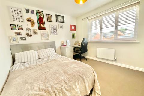 12 Badens Croft Road, Shavington, Crewe, CW2 5UA