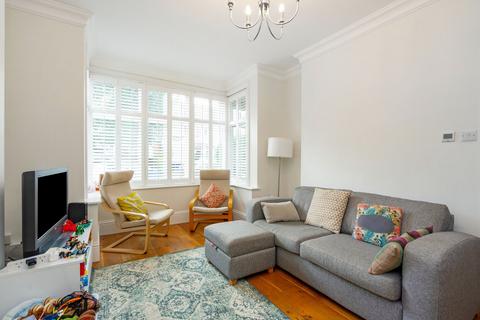 34 Dudley Gardens, London, W13 9LT