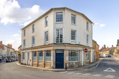 3 bedroom flat for sale, Market Place, Castle Cary, BA7