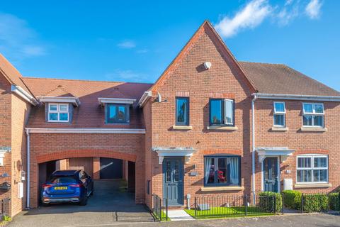 3 bedroom townhouse for sale, Trundalls Lane, Solihull B90