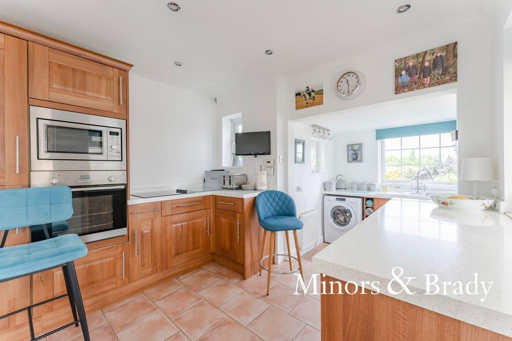 Low Road, Martham 3 bed detached house for sale £625,000