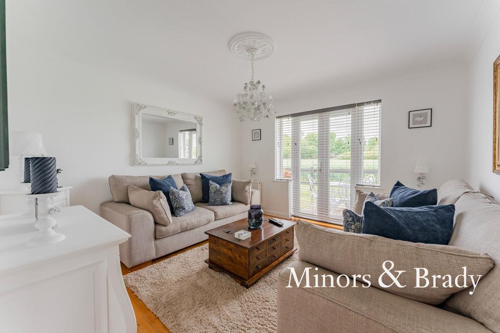 Low Road, Martham 3 bed detached house for sale £625,000
