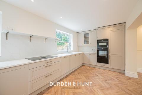 7 Fitzgerald Road, London, E11 2ST
