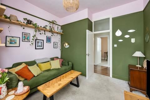 Flat 2, 18 Grantham Road, Brighton, BN1 6EE