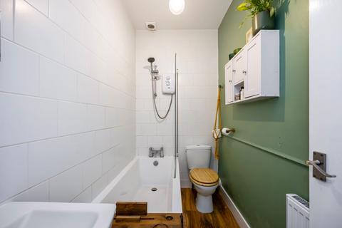 Flat 2, 18 Grantham Road, Brighton, BN1 6EE