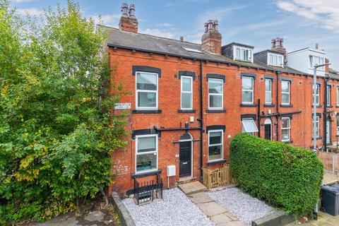 6 bedroom house to rent, Broomfield Terrace, Leeds LS6