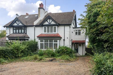 2 Woodcote Grove Road, Coulsdon, CR5 2AA