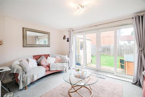 63 The Square, Loughton, IG10 3FE