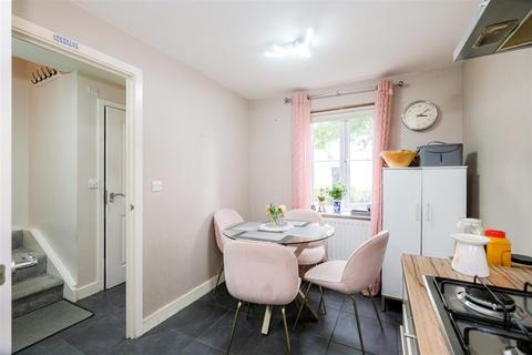 63 The Square, Loughton, IG10 3FE