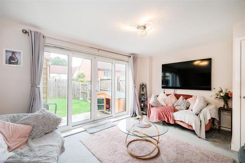 63 The Square, Loughton, IG10 3FE