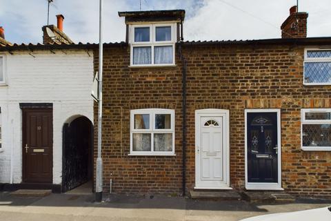 2 bedroom terraced house for sale, North Street, Nafferton YO25 4JW