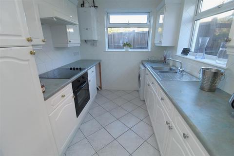 3 bedroom semi-detached house for sale, Holmlands Drive, Prenton CH43