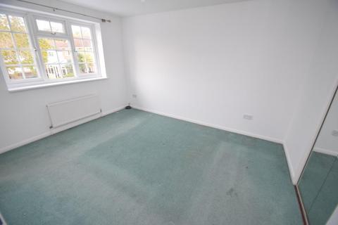 21 Grasmere Close, Eastbourne, BN23 8JE