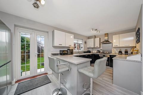 5 bedroom detached house for sale, Stansted CM24