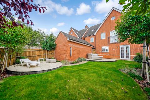 5 bedroom detached house for sale, Stansted CM24